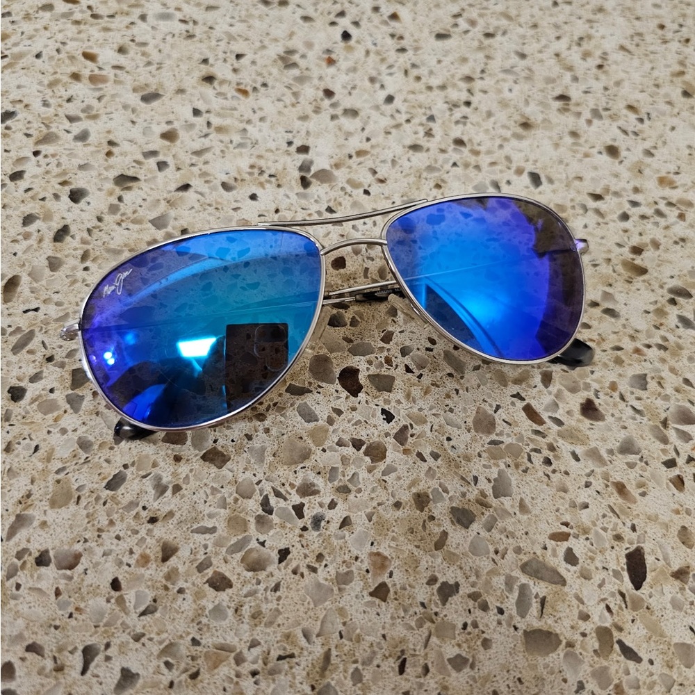 Maui Jim Blue Silver Aviator Glasses
